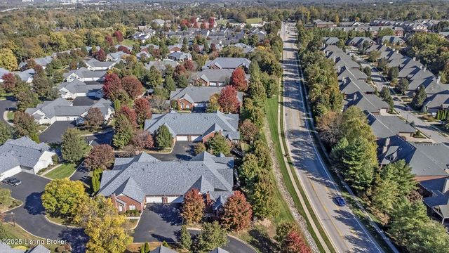 404 McKirkland Pl, Louisville, KY 40245