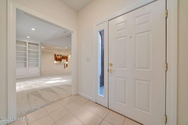 404 McKirkland Pl, Louisville, KY 40245