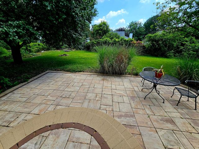 5560 Forest Glen Drive, Grove City, OH 43123