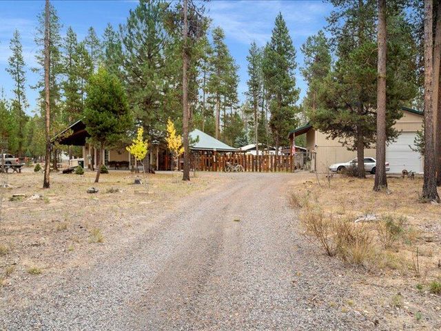 152113 Silver Spur Road, La Pine, OR 97739