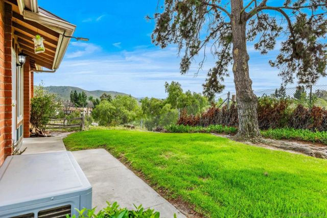10401 Caminito Rimini, San Diego, CA 92129