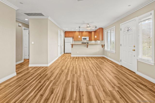 10401 Caminito Rimini, San Diego, CA 92129