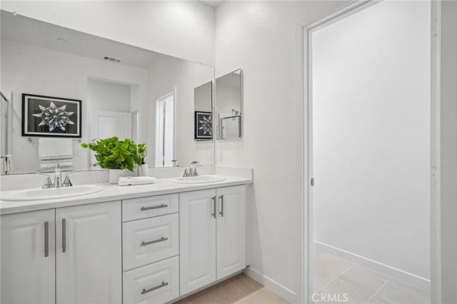124 Chaparral, Tustin, CA 92780
