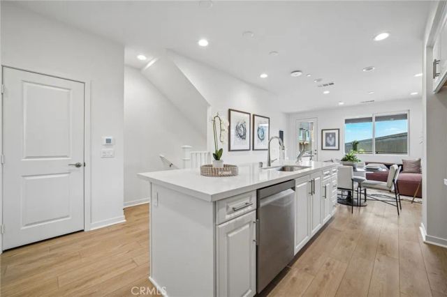 124 Chaparral, Tustin, CA 92780
