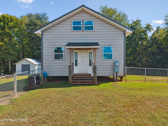 437 Happy Hollow Rd, Madisonville, TN 37354