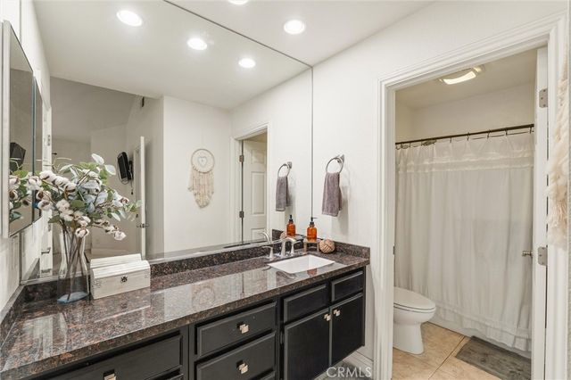 3525 W Greentree Circle G, Anaheim, CA 92804