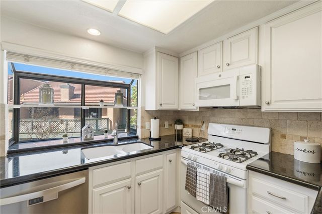 3525 W Greentree Circle G, Anaheim, CA 92804