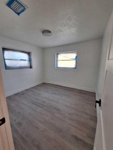 1000 W 1st Street, Riviera Beach, FL 33404