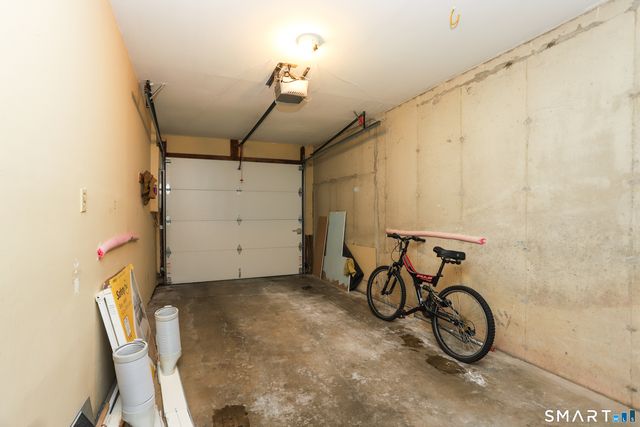 95 Park Avenue 20, Danbury, CT 06810