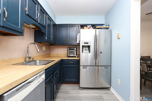 95 Park Avenue 20, Danbury, CT 06810