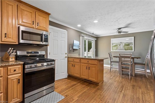 327 Deep Creek RD, Newport News, VA 23606