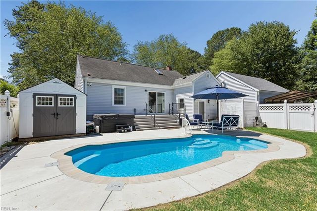 327 Deep Creek RD, Newport News, VA 23606