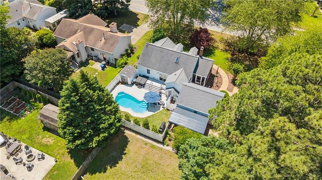 327 Deep Creek RD, Newport News, VA 23606