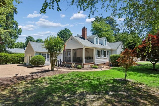 327 Deep Creek RD, Newport News, VA 23606