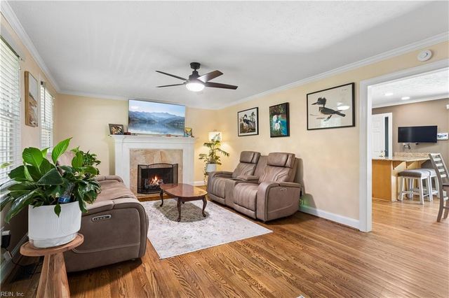 327 Deep Creek RD, Newport News, VA 23606