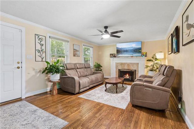 327 Deep Creek RD, Newport News, VA 23606