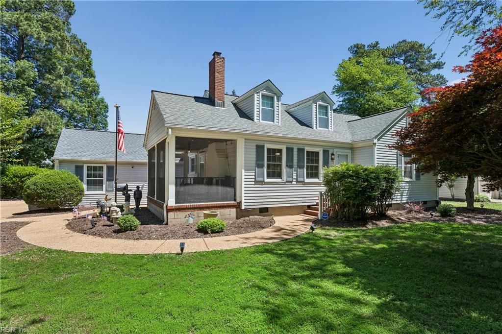 327 Deep Creek RD, Newport News, VA 23606