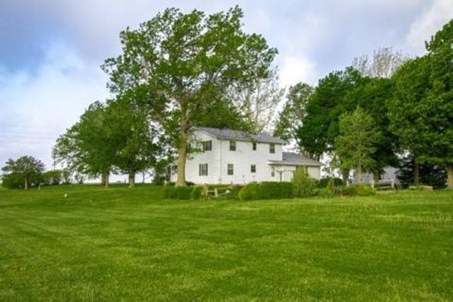 1925 Highway 163 Highway, Pella, IA 50219