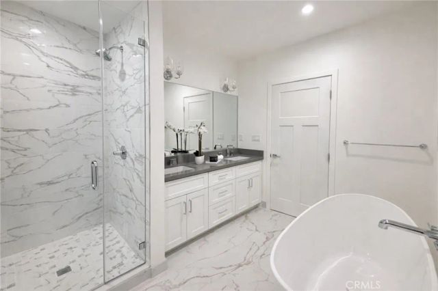 1821 Westholme, Los Angeles, CA 90025