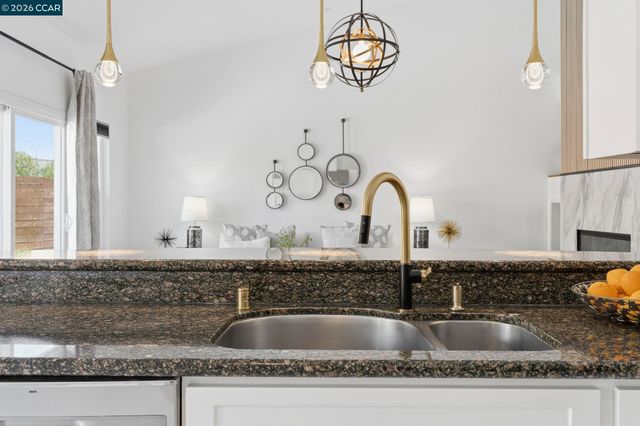 419 Highland Ct, Concord, CA 94520