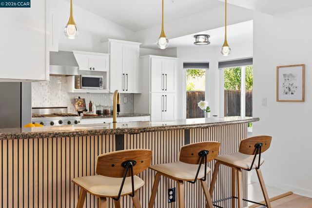 419 Highland Ct, Concord, CA 94520