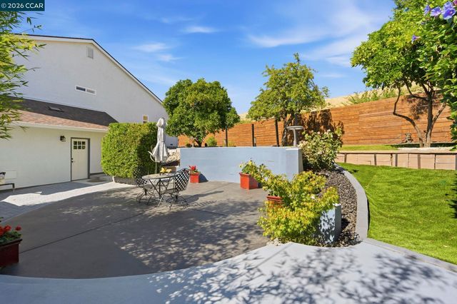 419 Highland Ct, Concord, CA 94520