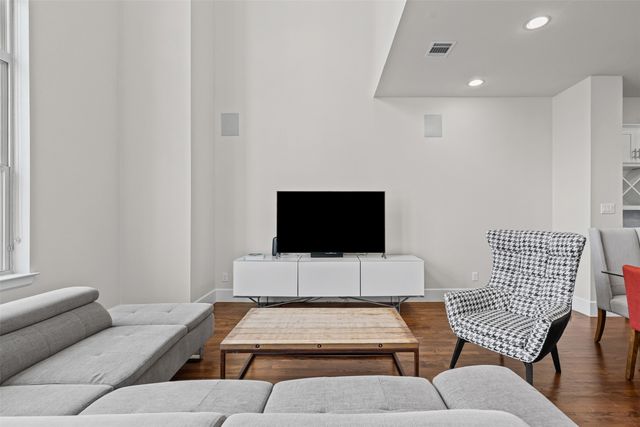 5140 Garrett Field Court, Dallas, TX 75206