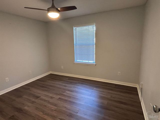 5955 Ashton Woods Cir, Milton, FL 32570