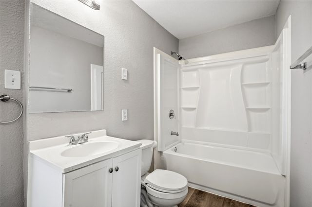 8328 Campanella Drive, Dallas, TX 75243