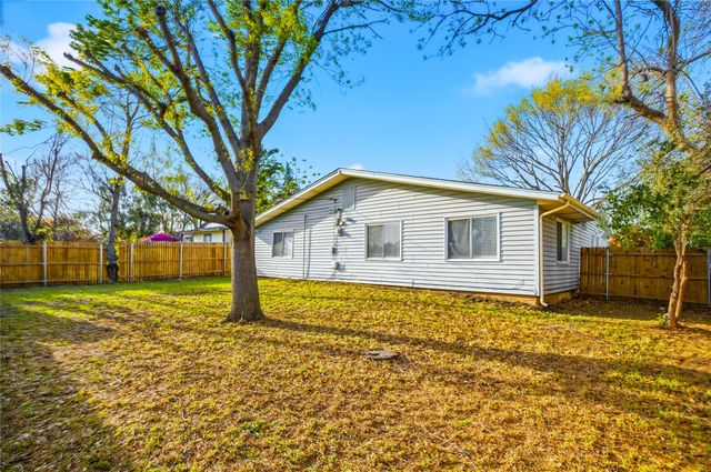 8328 Campanella Drive, Dallas, TX 75243