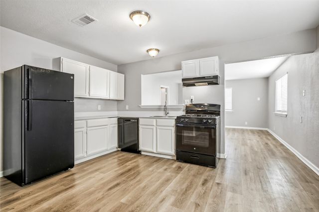 8328 Campanella Drive, Dallas, TX 75243