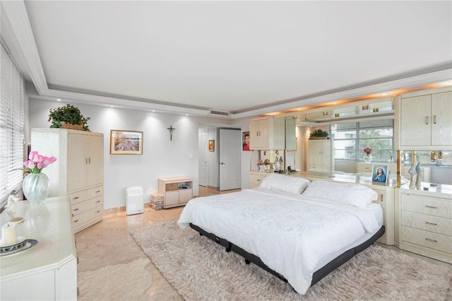 4280 Galt Ocean Drive 4F, Fort Lauderdale, FL 33308