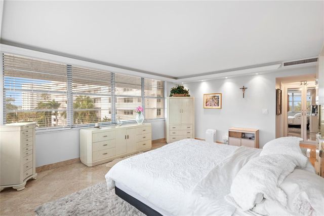 4280 Galt Ocean Drive 4F, Fort Lauderdale, FL 33308