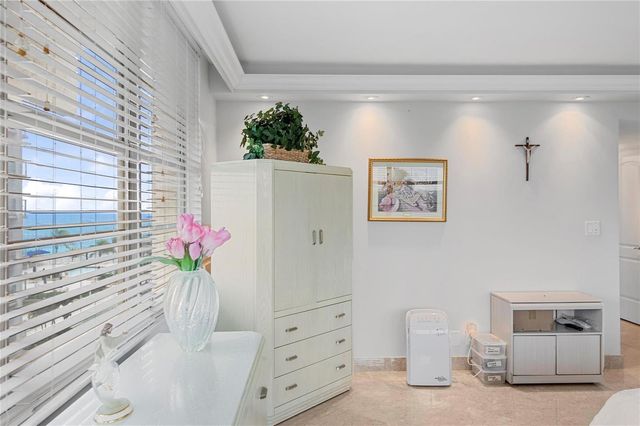 4280 Galt Ocean Drive 4F, Fort Lauderdale, FL 33308