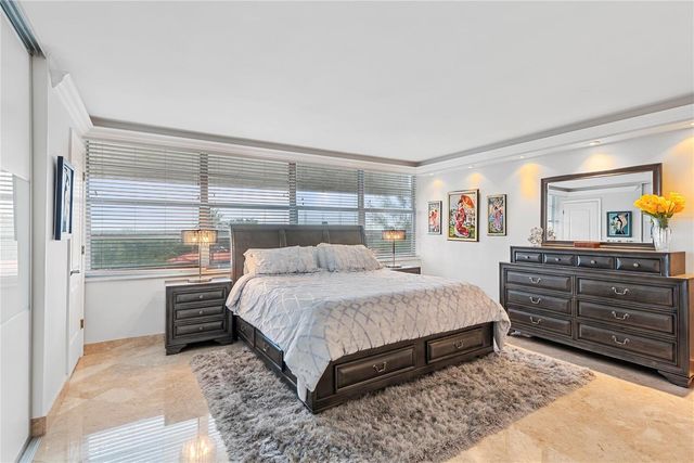 4280 Galt Ocean Drive 4F, Fort Lauderdale, FL 33308