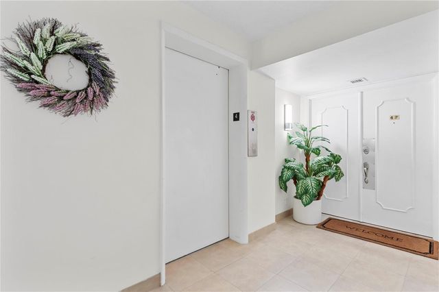 4280 Galt Ocean Drive 4F, Fort Lauderdale, FL 33308