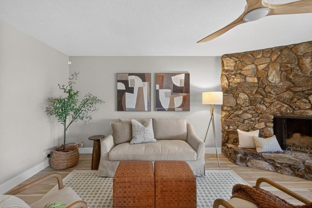 1212 Genesee Ct, Carmichael, CA 95608