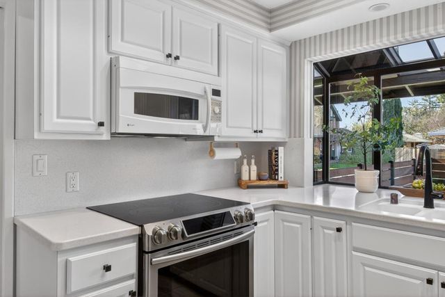 1212 Genesee Ct, Carmichael, CA 95608