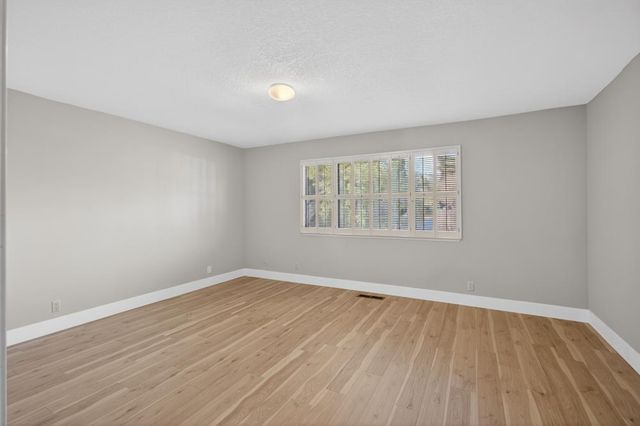 1212 Genesee Ct, Carmichael, CA 95608