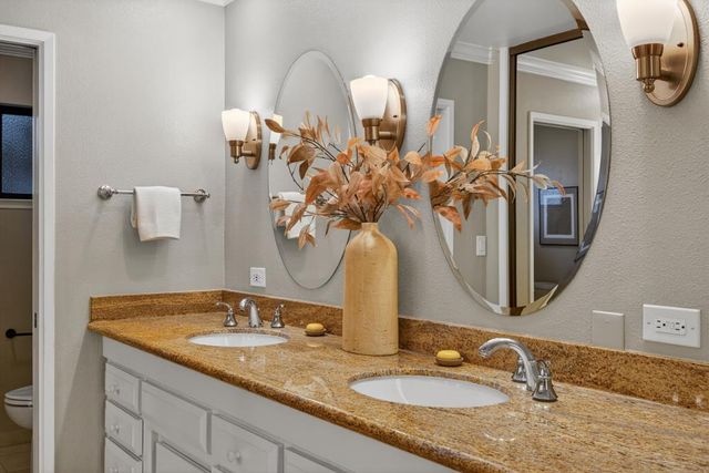 1212 Genesee Ct, Carmichael, CA 95608