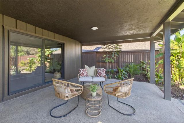 1212 Genesee Ct, Carmichael, CA 95608