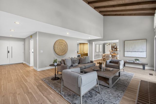 1212 Genesee Ct, Carmichael, CA 95608