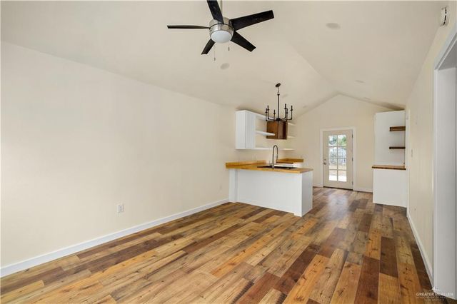 414 S 12th Avenue, Edinburg, TX 78539