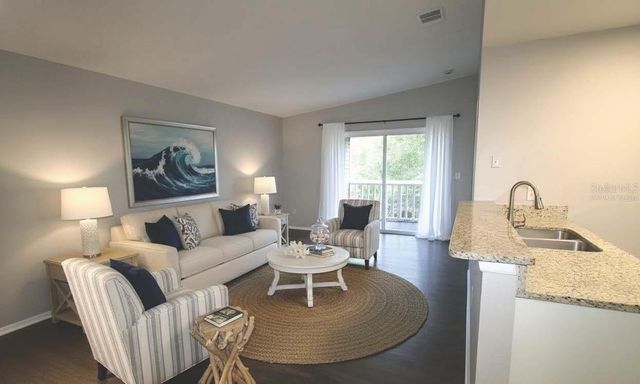 8123 45TH COURT E 8, Sarasota, FL 34243