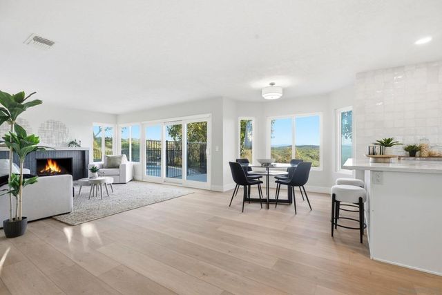 10747 Birch Bluff Ave, San Diego, CA 92131