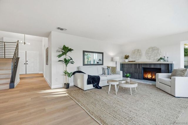 10747 Birch Bluff Ave, San Diego, CA 92131