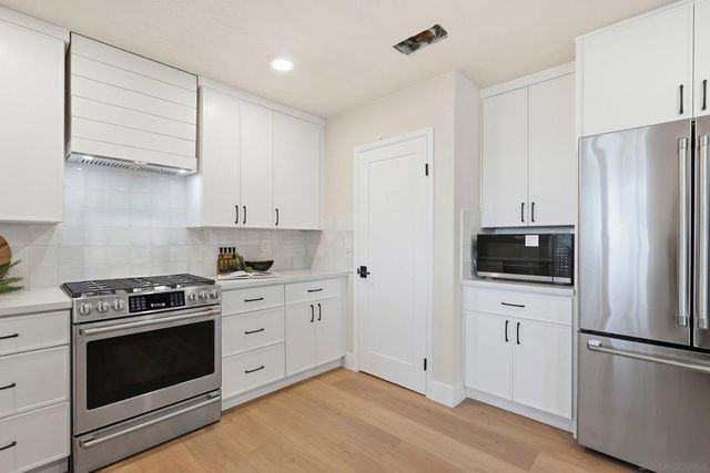 10747 Birch Bluff Ave, San Diego, CA 92131