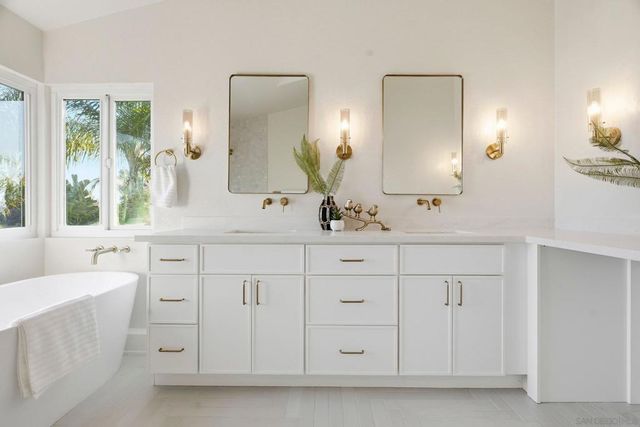 10747 Birch Bluff Ave, San Diego, CA 92131