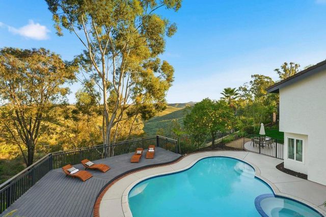 10747 Birch Bluff Ave, San Diego, CA 92131