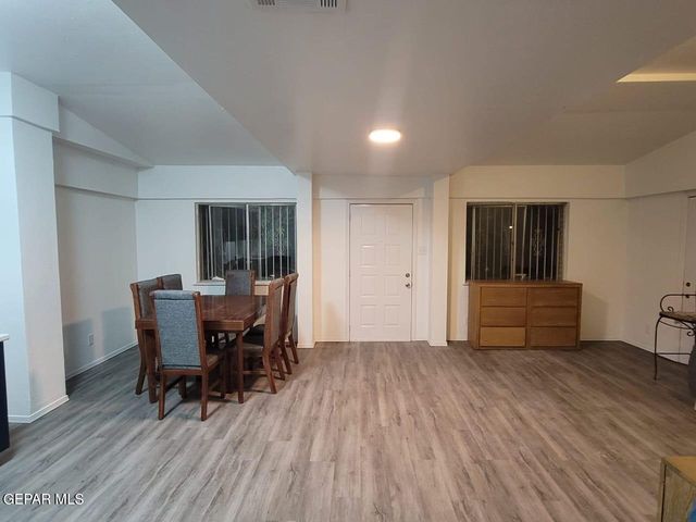 1913 Olive Avenue, El Paso, TX 79901